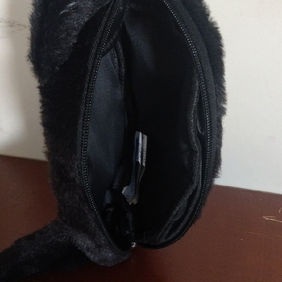 Hello Kitty Clutch - Picture 2 of 3